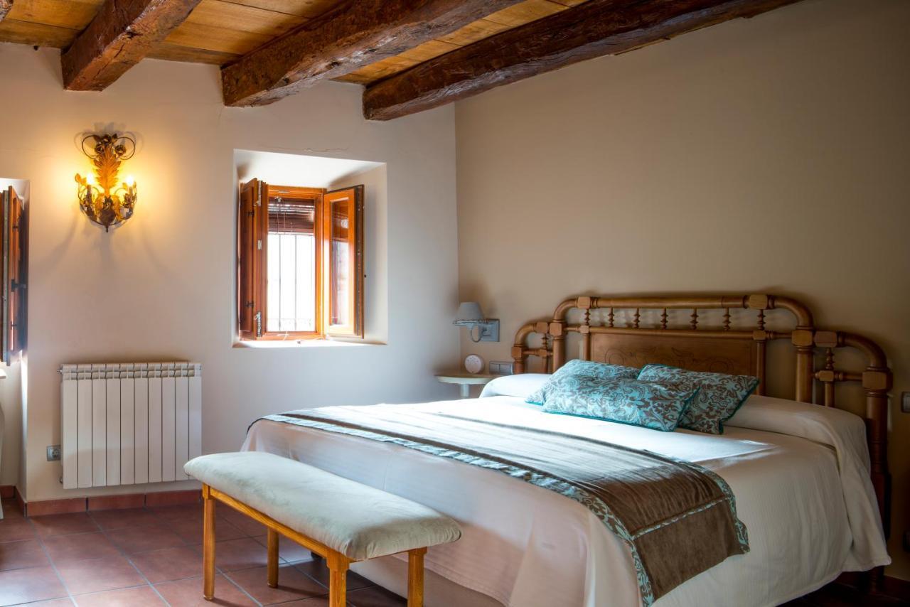 Casa Rural Las Bodegas Вальбуэна-де-Дуэро Экстерьер фото