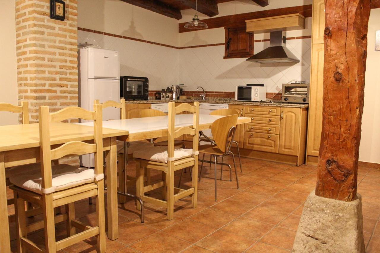 Casa Rural Las Bodegas Вальбуэна-де-Дуэро Экстерьер фото