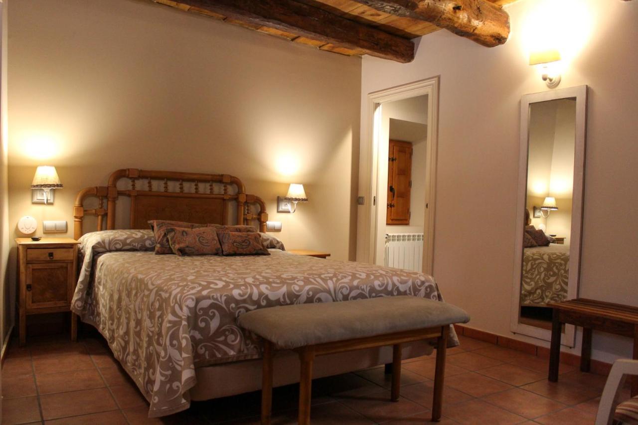 Casa Rural Las Bodegas Вальбуэна-де-Дуэро Экстерьер фото