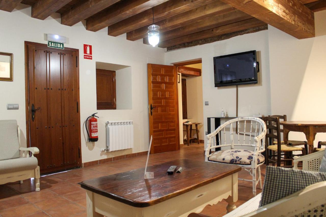 Casa Rural Las Bodegas Вальбуэна-де-Дуэро Экстерьер фото